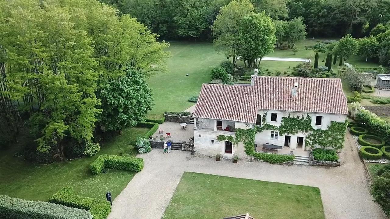La Croix Des Granges Bed & Breakfast Chapdeuil Luaran gambar