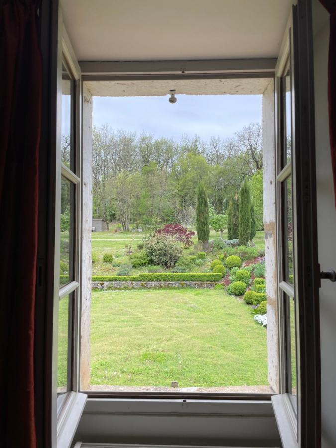 La Croix Des Granges Bed & Breakfast Chapdeuil Luaran gambar